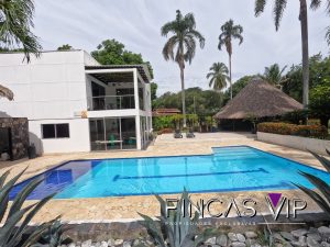Foto de la finca La Piñata